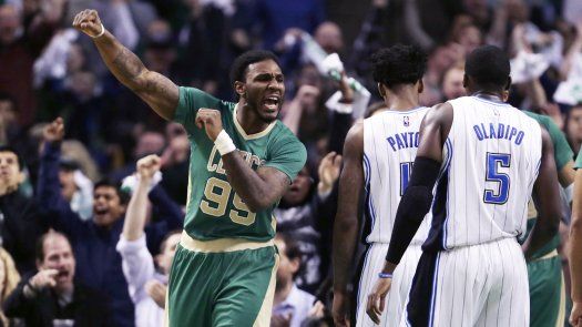 Celtics vencen 95-88 al Magic