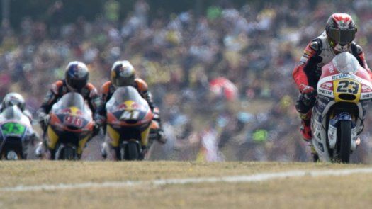 Zarco se lleva el GP de República Checa en Moto2, superando a Rabat y Rins