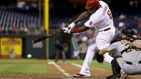 Ryan Howard logra acuerdo de ligas menores con Bravos