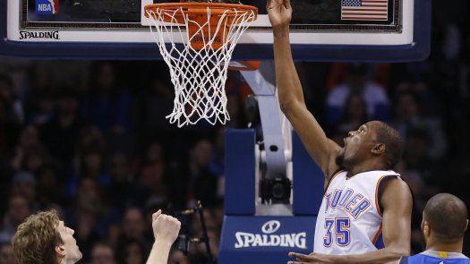 Durant se somete a cirugía en un pie