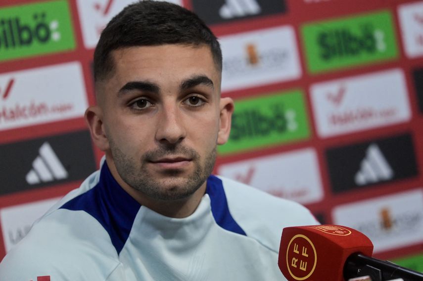 Ferran Torres habla de Lamine Yamal y su forma de jugar como en el patio del colegio