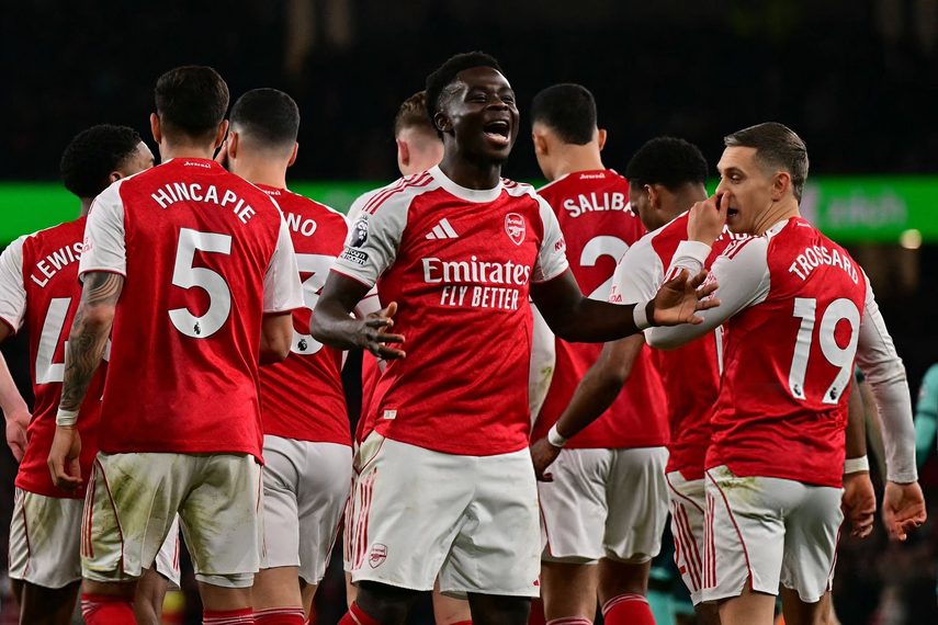 Arsenal venció al Wolverhampton con dos autogoles en la Premier League