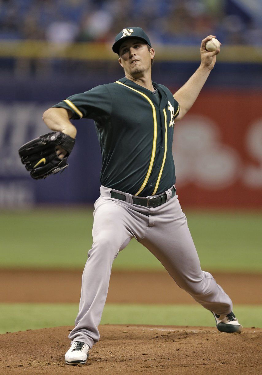 Pomeranz logra 3er triunfo seguido con Atléticos