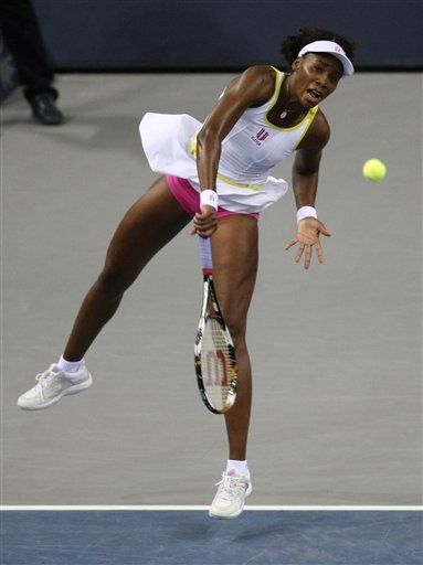 Venus Williams avanza en torneo en Stuttgart