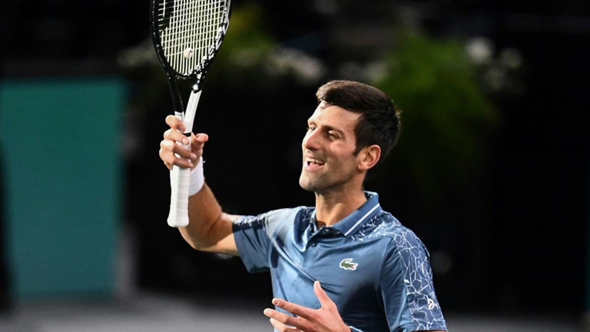 Ténis: Djokovic bate Isner e arranca ATP Finals com vitória - CNN Portugal