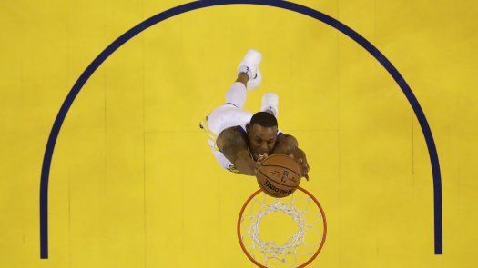 Andre Iguodala, en duda para el Juego 4 para Warriors