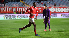 Abdiel Ayarza marca con el Club Cienciano en Perú