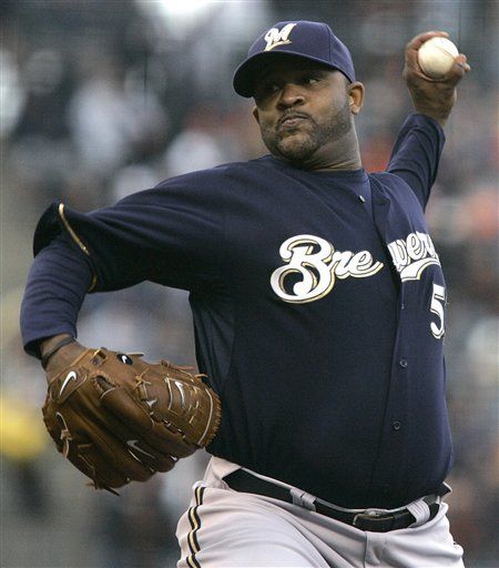 MLB: Cerveceros 9 , Gigantes 1; triunfo de Sabathia
