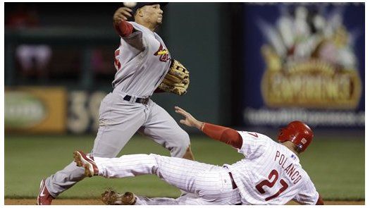 Cardenales: Furcal fuera de alineación después de error grave