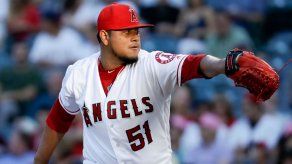 Jaime Barría no tuvo decisión como relevo para los Angels, Johan Camargo bateó de 4-1 con los Phillies.&nbsp;