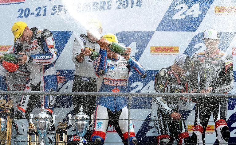 La Suzuki de Philippe, Delhalle y Nigon gana las 24 Horas de Le Mans de motos