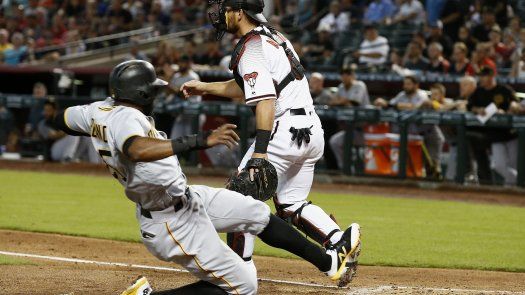 Pittsburgh logra evitar la barrida ante Arizona