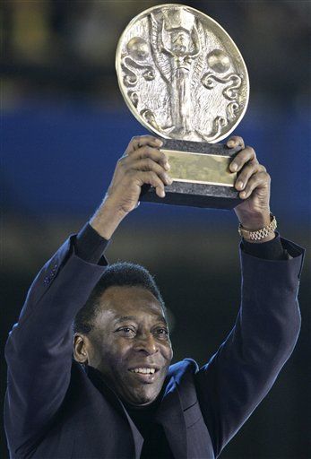 Versión: Pelé fue ví­ctima de asalto en Brasil