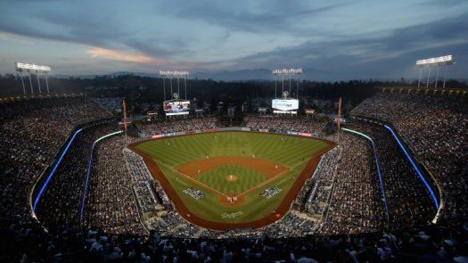 Espectadora murió por pelotazo en partido de béisbol, según ESPN