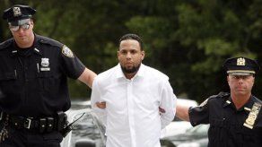 Rodrí­guez vuelve con los Mets y se disculpa