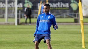 César Yanis regresa a la convocatoria del Zaragoza en España