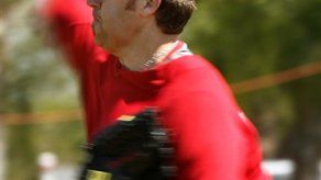 Renterí­a y Sandoval se lucen pero Gigantes cae