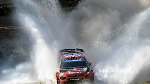 Mikkelsen abandona y Ogier toma el liderato del Rally de México