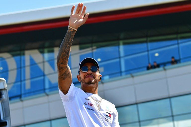 Lewis Hamilton amplía su contrato con Mercedes hasta 2020
