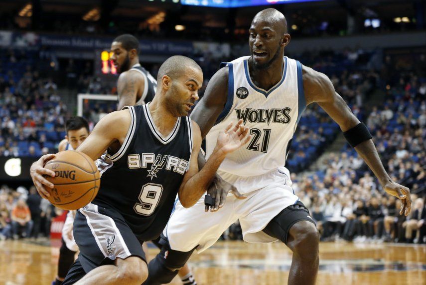 Spurs aplasta a Timberwolves y liga séptimo triunfo