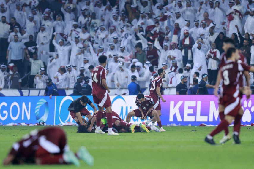Mundial 2026: Qatar vence a Emiratos Árabes Unidos y clasifica