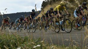 El clima de oposición al Sky crece en el Tour y Froome culpa a la prensa