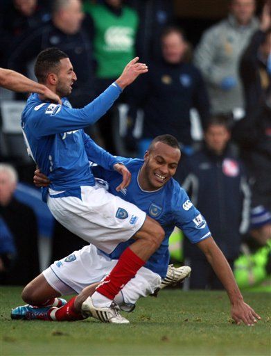 Portsmouth sorprende 2-0 a Liverpool