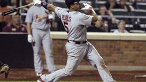 Pujols sale del bache en plan estelar y da triunfo a Cardenales