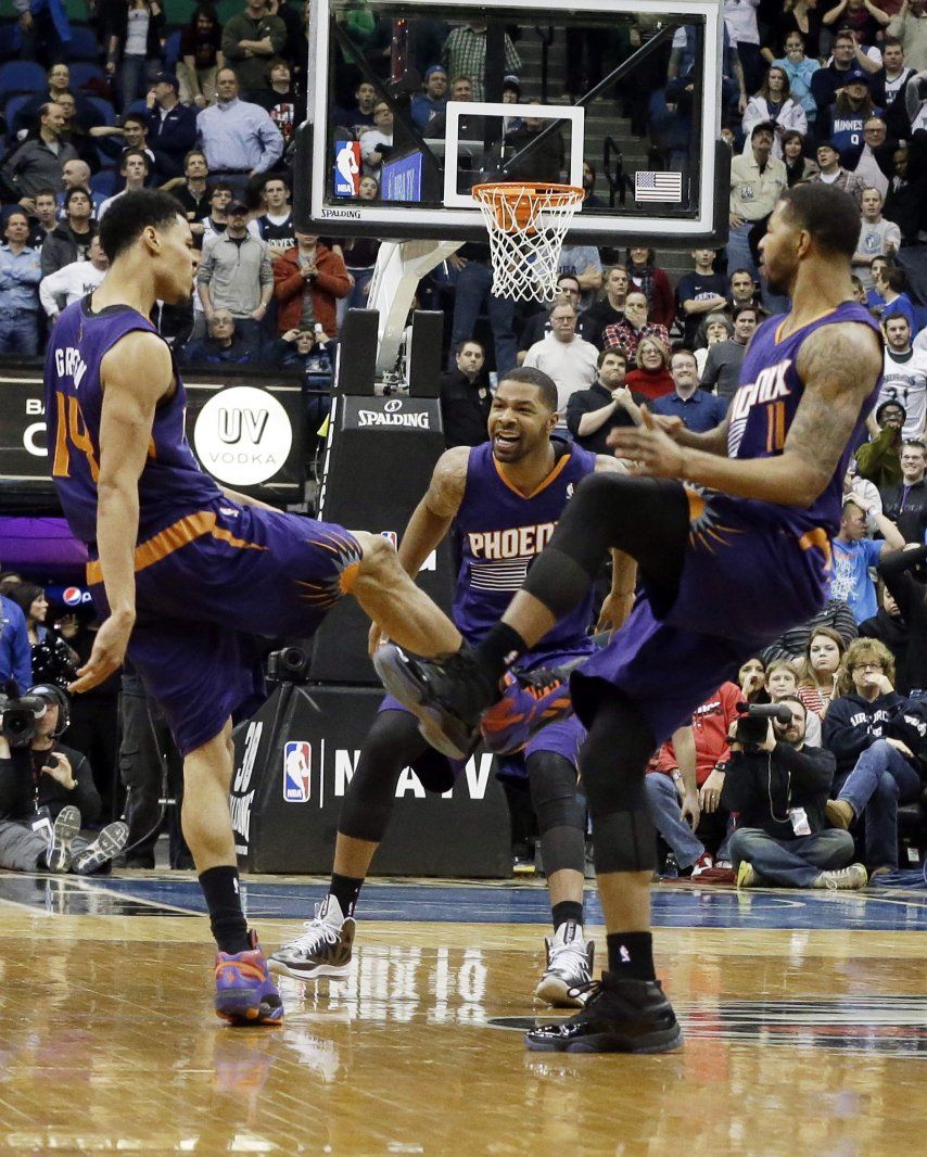 Green ayuda con 26 puntos en triunfo de Suns