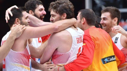 España clasifica a Rio-2016 al ganar 80-75 a Francia en semis del Eurobasket