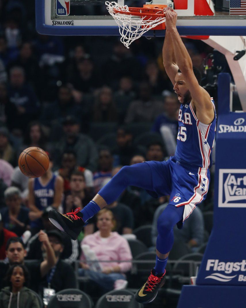 Harris vuelve a Detroit y guía a 76ers al triunfo