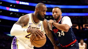 NBA: Lakers esclan al segundo lugar tras victoria ante Clippers