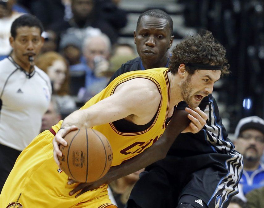 Con puntería de Smith y Love, Cavaliers vence a Timberwolves