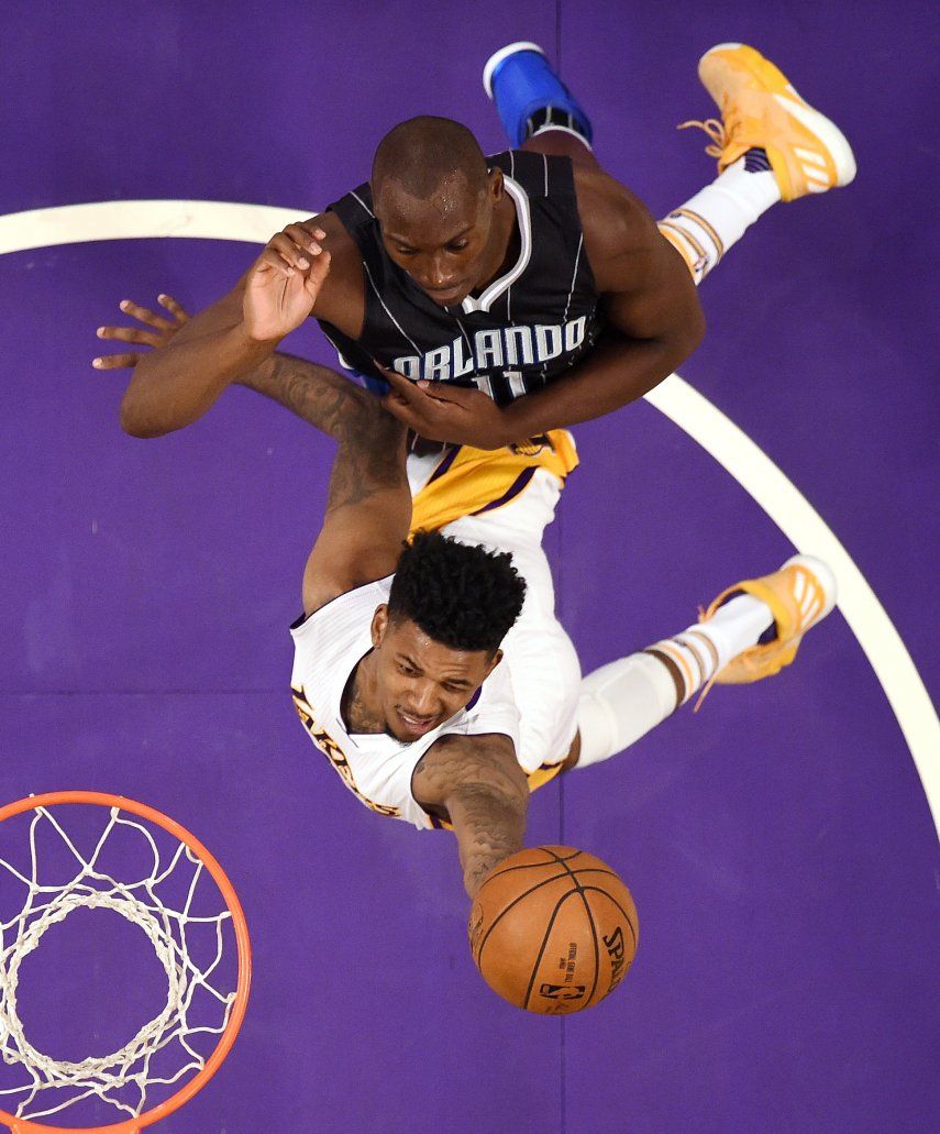 Lakers ganan a Magic 111-95, suman 2do triunfo consecutivo