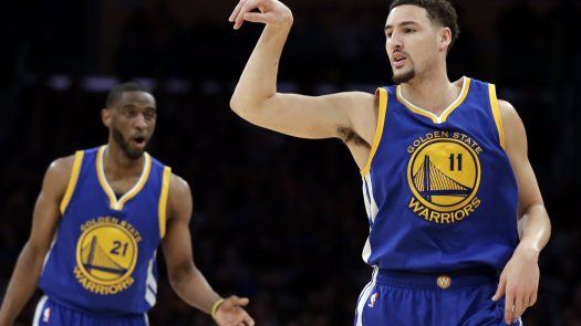 Klay anota 36, Warriors ganan a unos Lakers sin Kobe