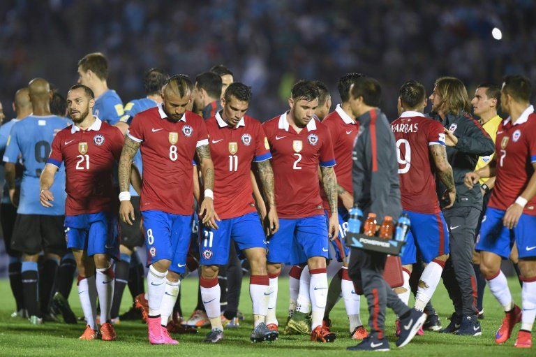 El fútbol chileno intenta reorganizarse tras la escandalosa renuncia