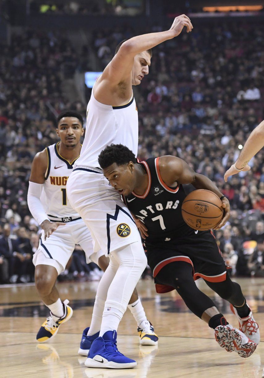 Triple-doble de Jokic ayuda a Nuggets a vencer a Raptors