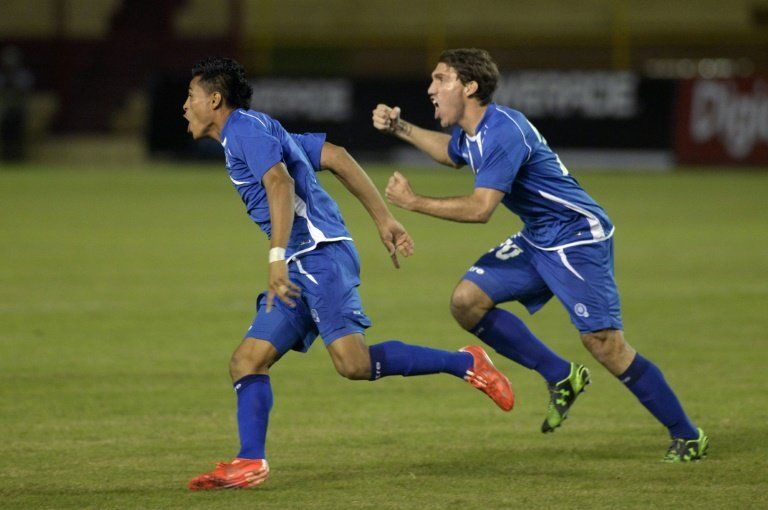 El Salvador, a Copa Oro sin más expectativa que ganar experiencia