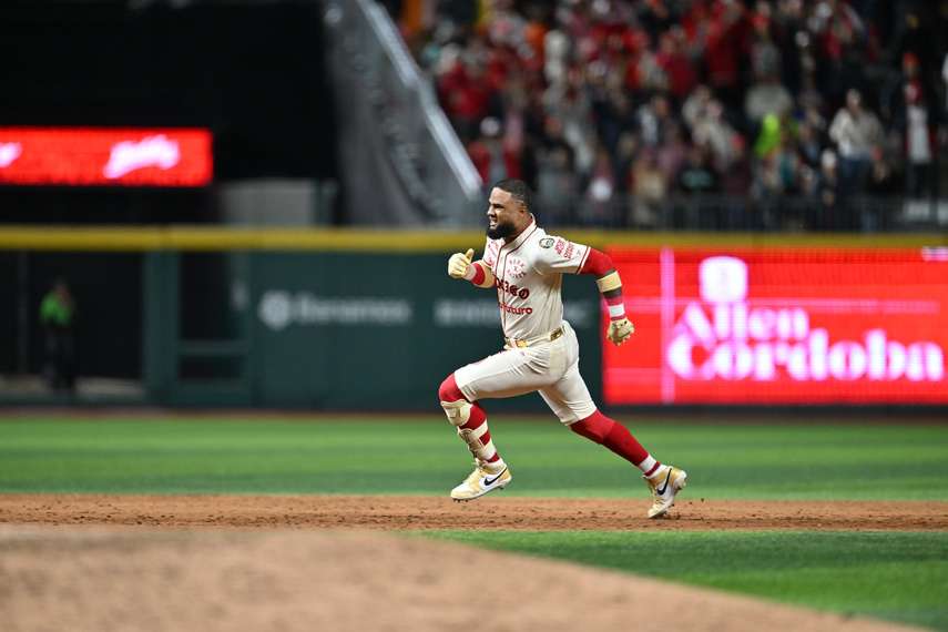 Allen Córdoba y los Diablos Rojos del México se coronan campeones en la LMB