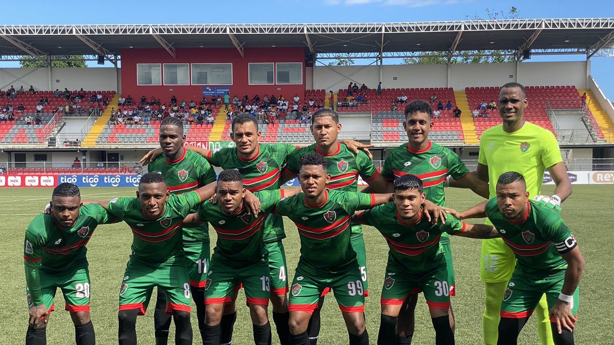 Duelo de líderes del torneo apertura del fútbol panameño terminó sin goles