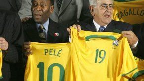 Lula condecora a héroes de mundial de 1958