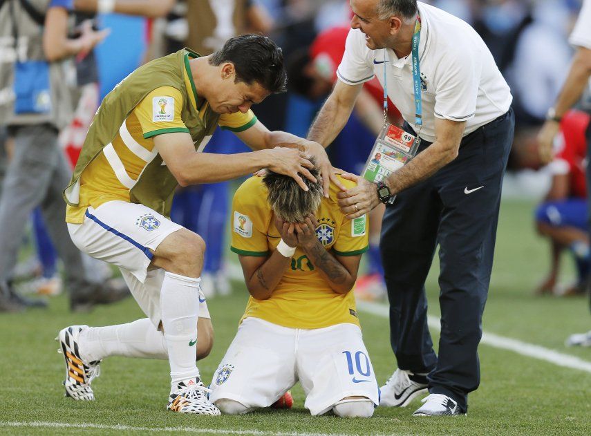 Scolari: Jóvenes brasileños resienten la presión