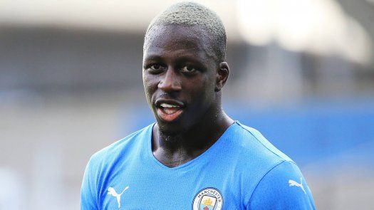 Manchester City tendrá que abonar salarios impagados a Benjamin Mendy