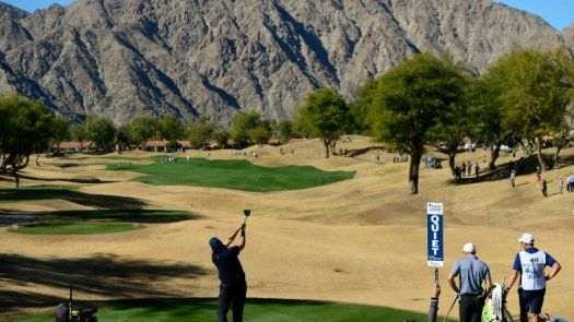 Mickelson conserva el liderato tras tercera jornada del Desert Classic