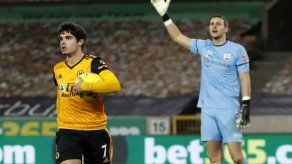 Wolverhampton y Palace tropiezan tras bajas por COVID