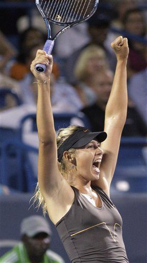 Sharapova y Jankovic jugarán final de Cincinnati