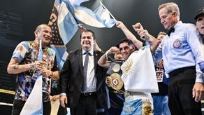 Argentino Puma Martínez se levantó de la lona para ganarle a Kazuto Ioka en Japón