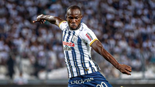 Cecilio Waterman anota su segundo gol con el Alianza Lima