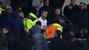 Eric Dier acusado por confrontación con hincha