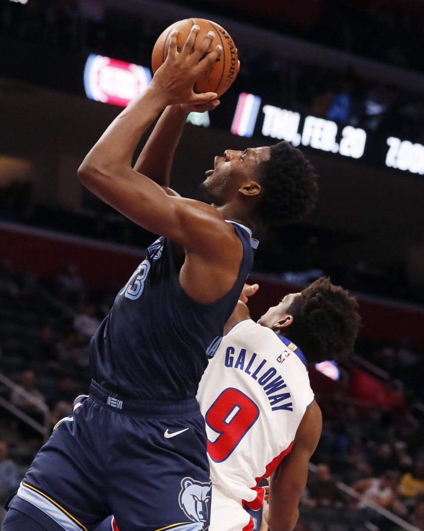 Grtizzlies ganan 125-112 a Pistons con fuego de Jackson Jr.